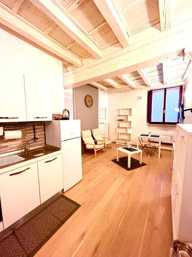 Residenza Serena Suite Mantova Bagian luar foto